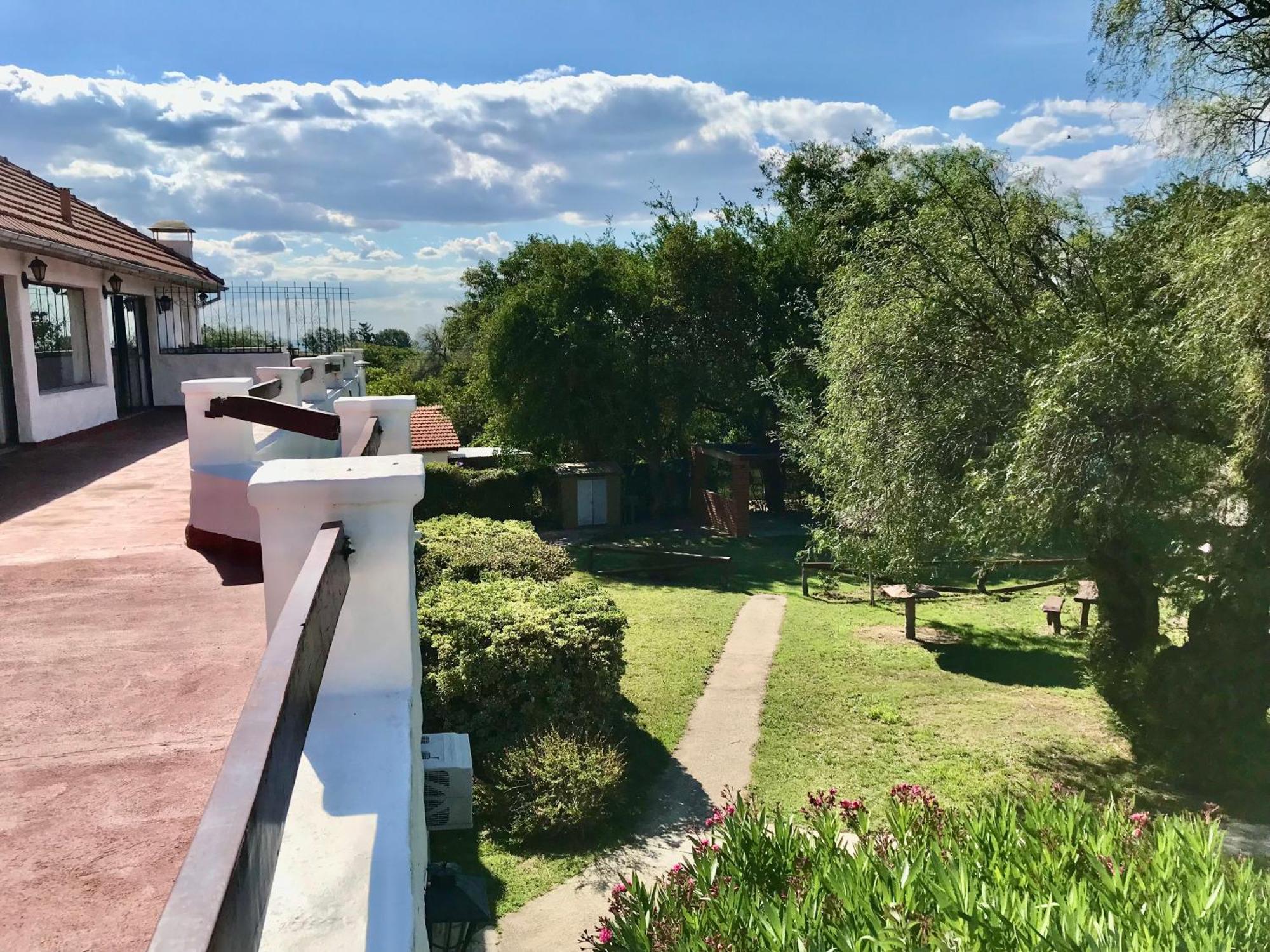 Hotel De Los Cesares Merlo 外观 照片