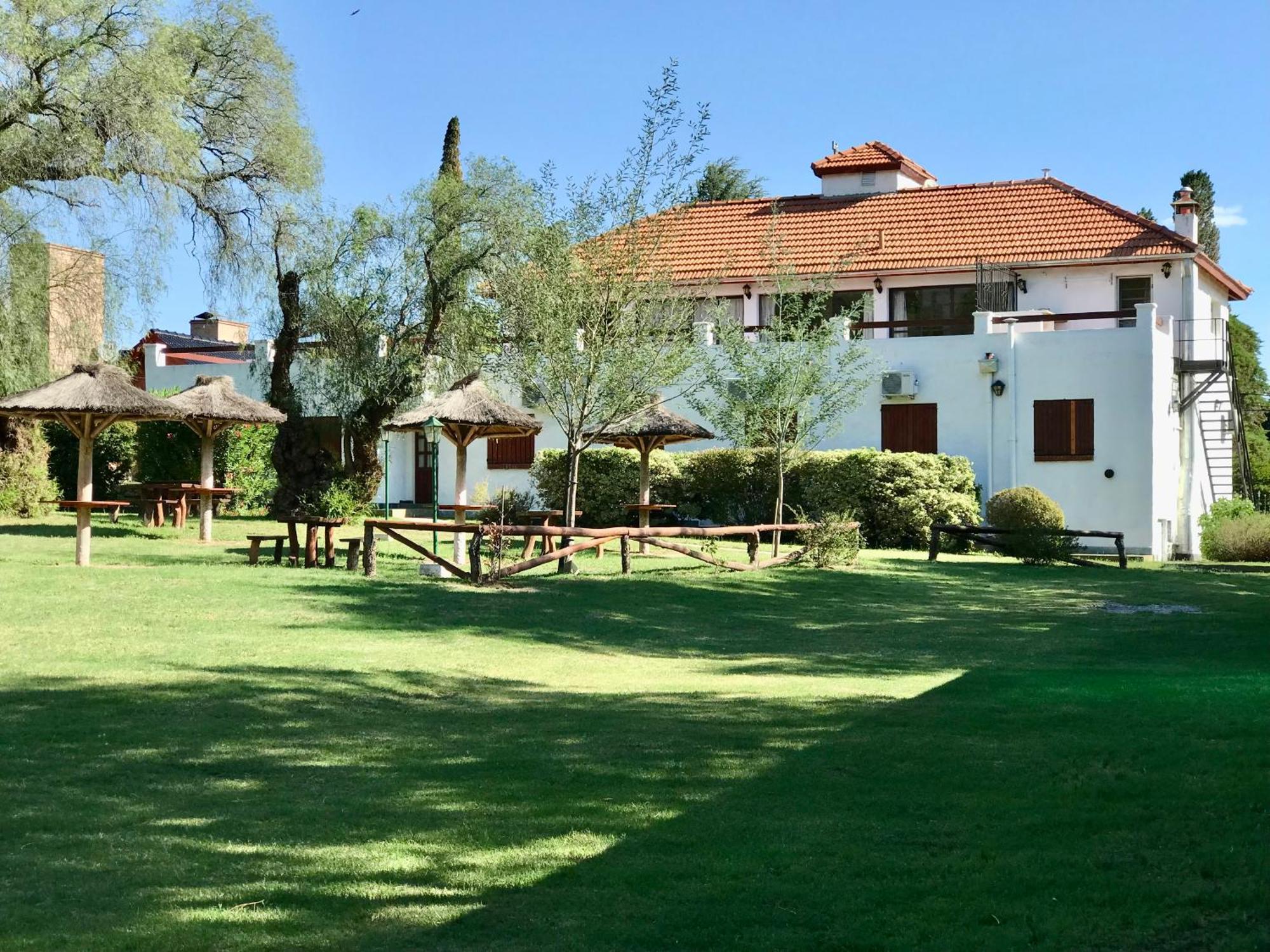 Hotel De Los Cesares Merlo 外观 照片
