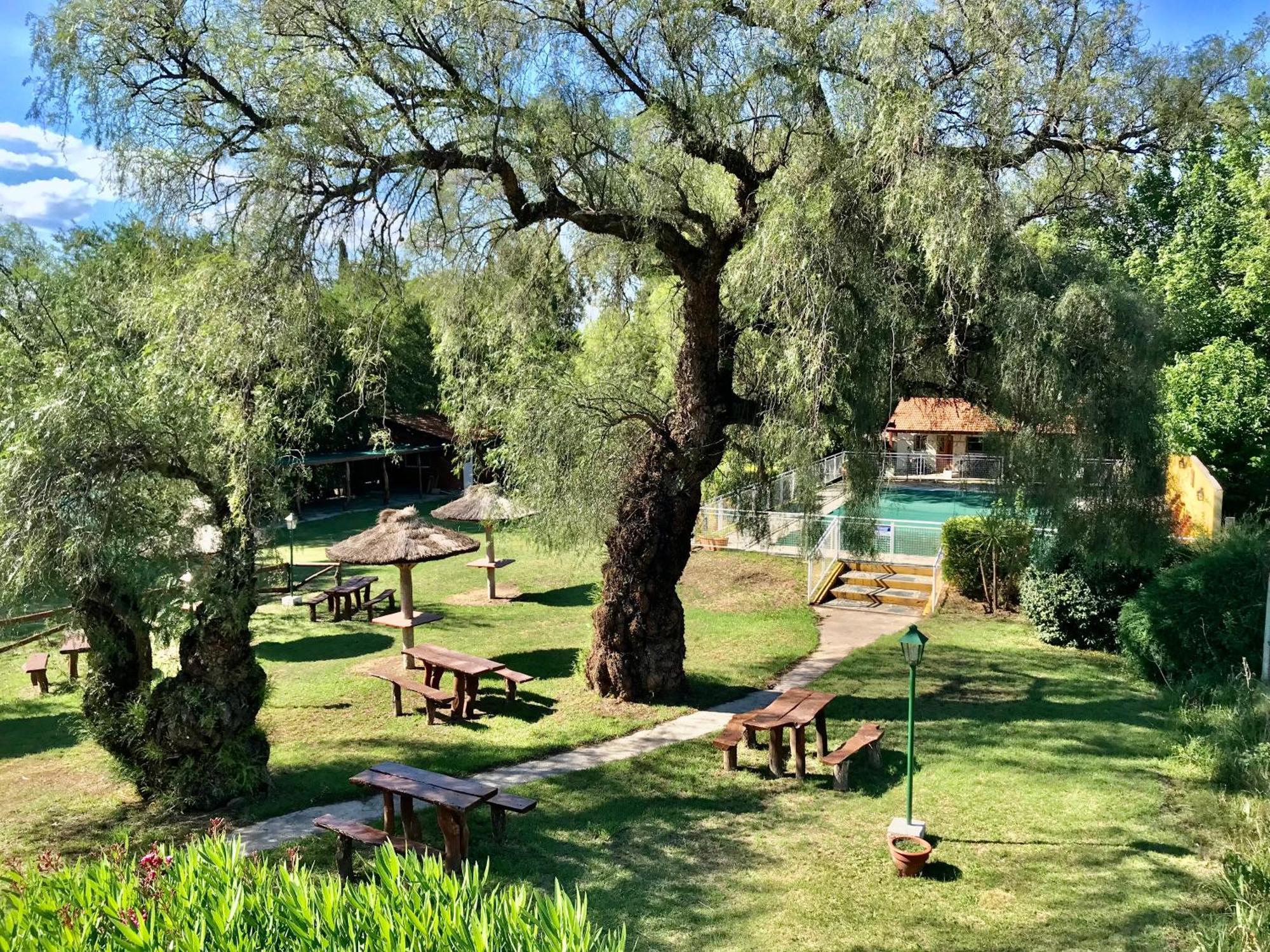 Hotel De Los Cesares Merlo 外观 照片