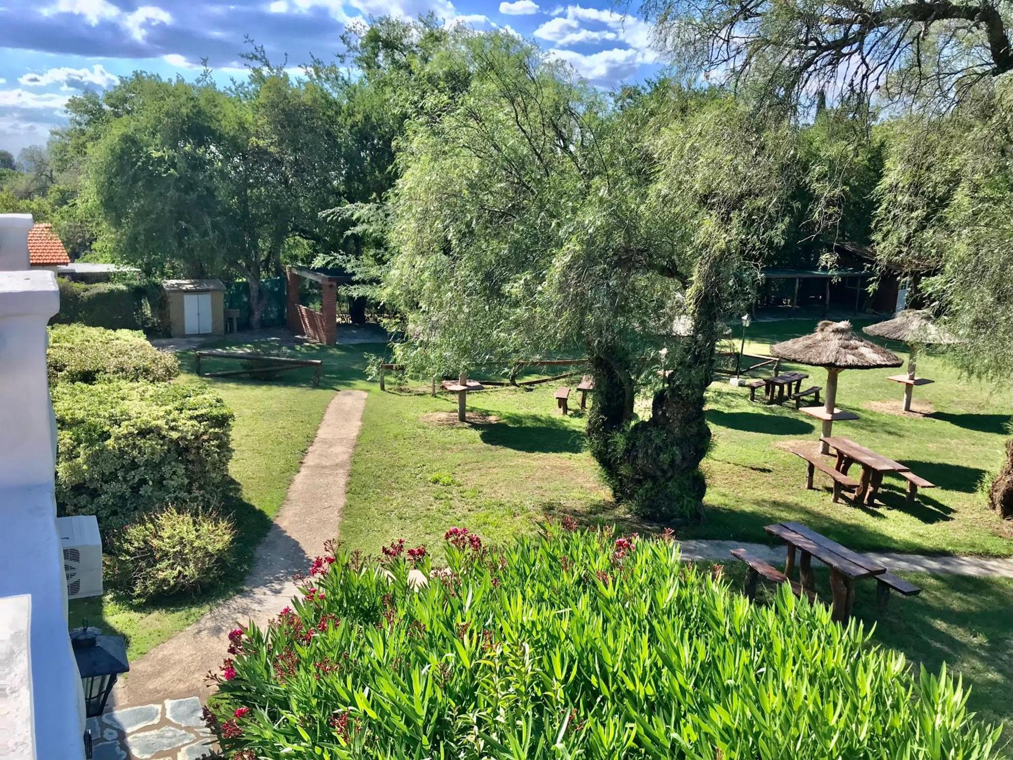 Hotel De Los Cesares Merlo 外观 照片