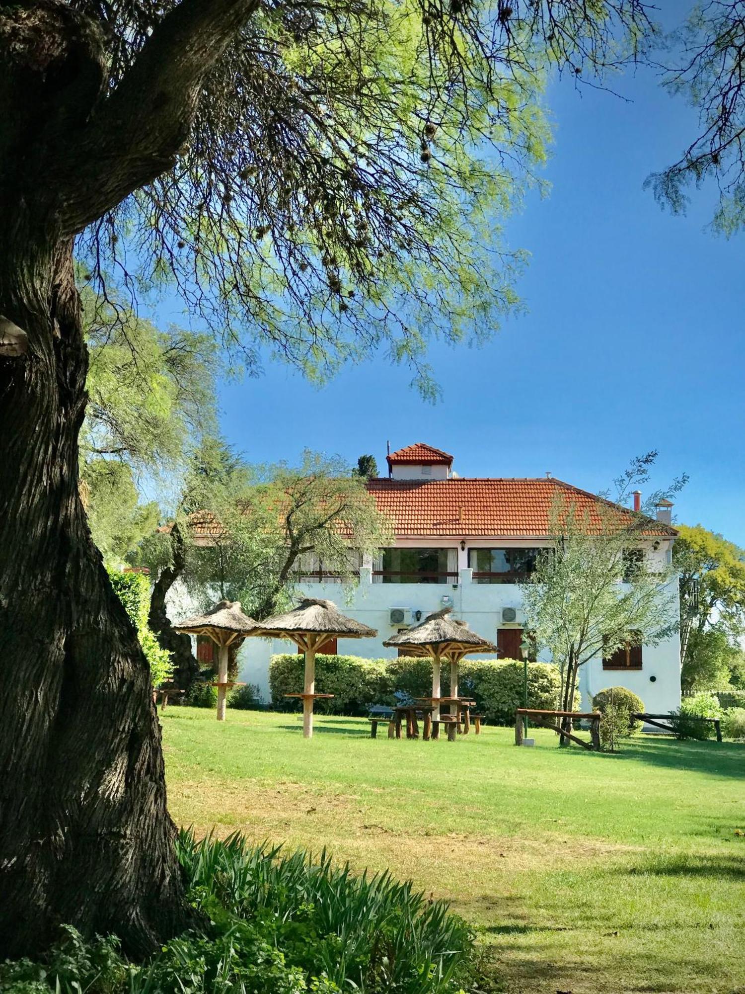 Hotel De Los Cesares Merlo 外观 照片