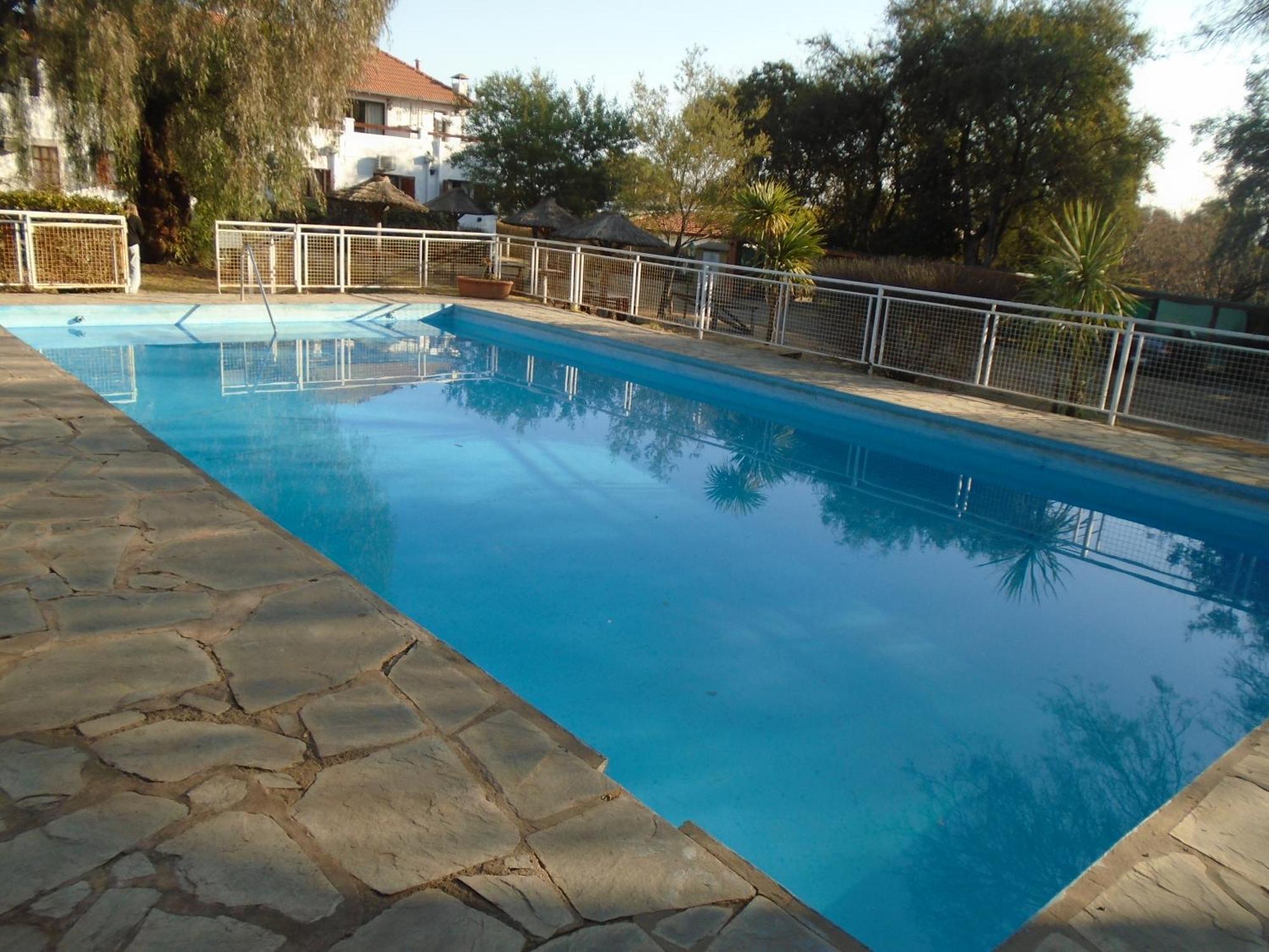 Hotel De Los Cesares Merlo 外观 照片